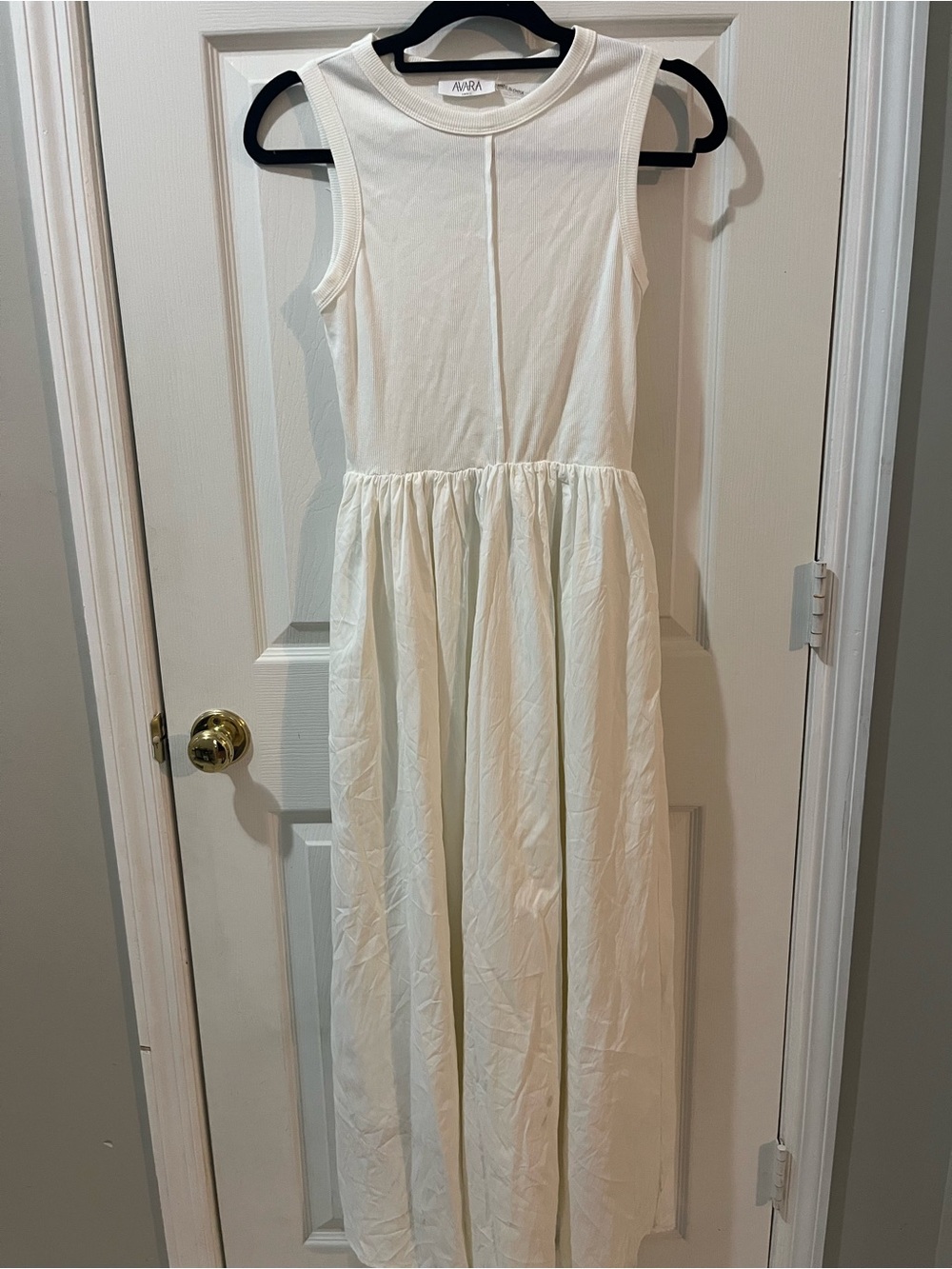 Avara white small ribbed top Cream white Sleeveless Maxi Dress